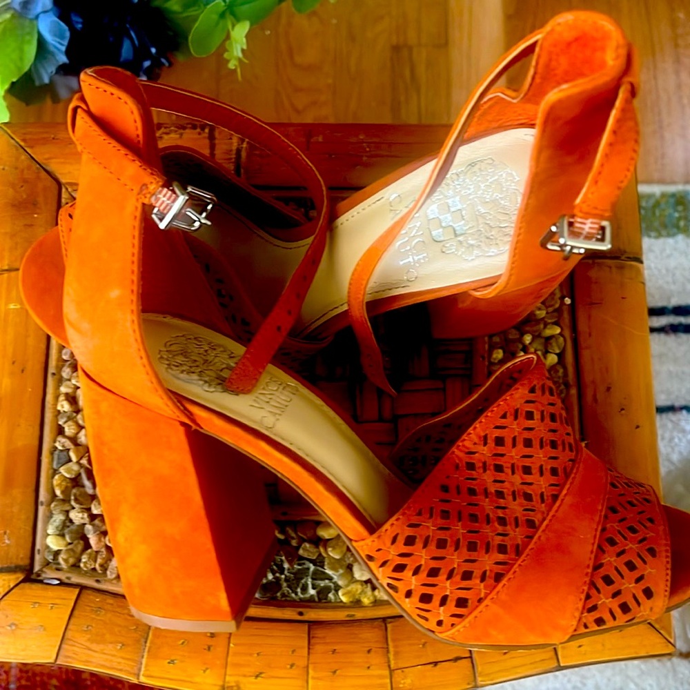 Vince Camuto Ankle Strap Sandals (Women’s Size 8)